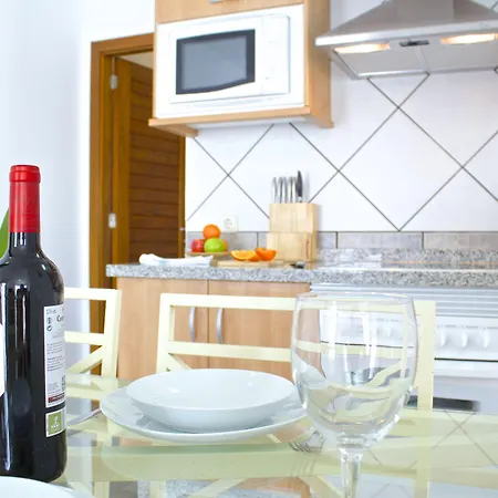 ホテル Puerto Rubicon 4*